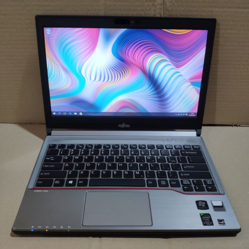 laptop ultrabook slim/tipis Fujitsu lifebook e734 - core i5 - ram 8gb - ssd 256gb - windows 10pro