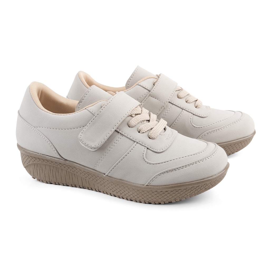 Gratong Ehbers Sepatu Slip-On Wanita Original Brand Cream