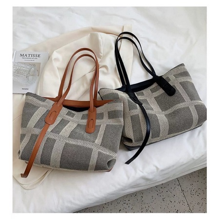 235, tas selempang wanita import fashion tas slingbag shoulder bag cantik terkiniian dan terlaris best seller cantik rddr