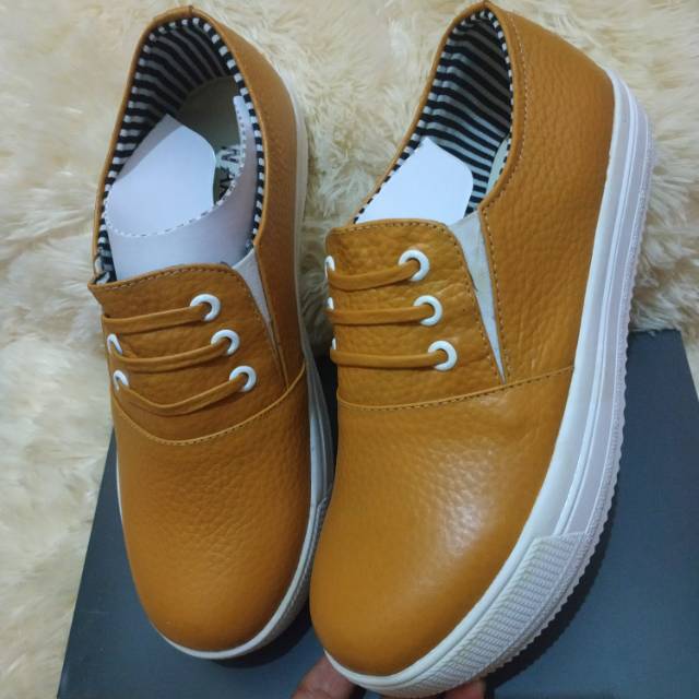 Sepatu kulit asli garut wanita