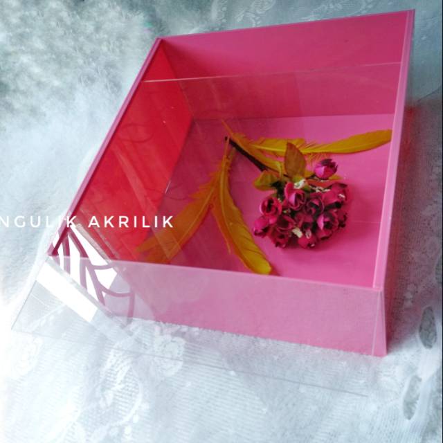 

Kotak akrilik hampers mahar bridesmaids craft multifungsi