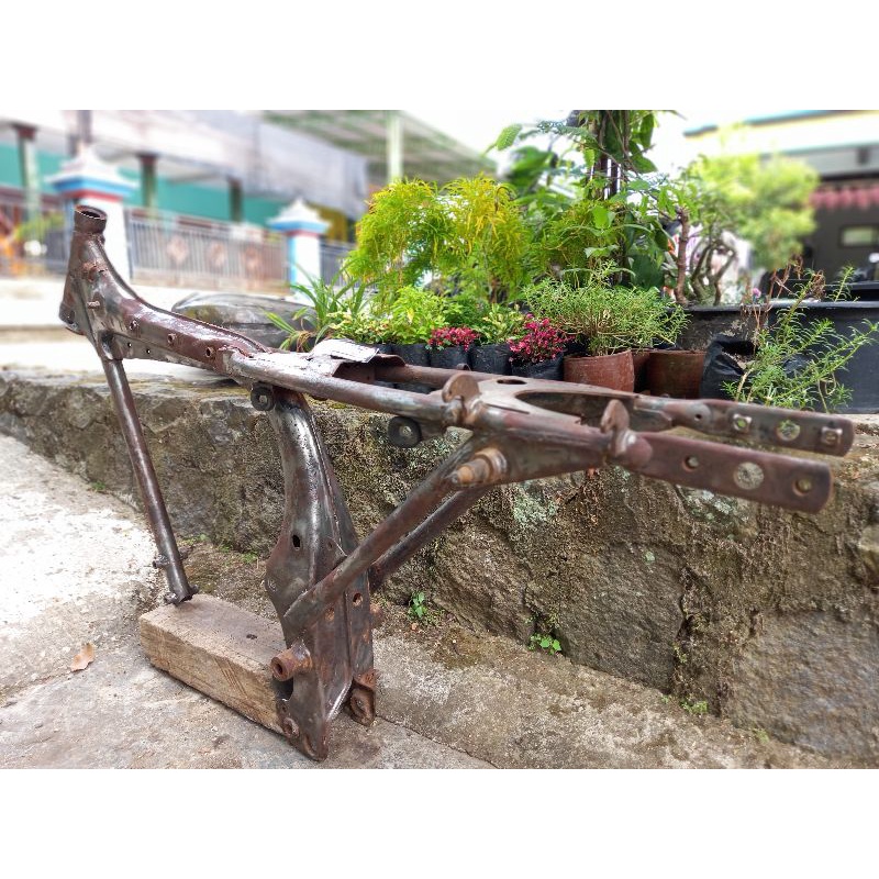 RANGKA GL100 PLATINA CDI