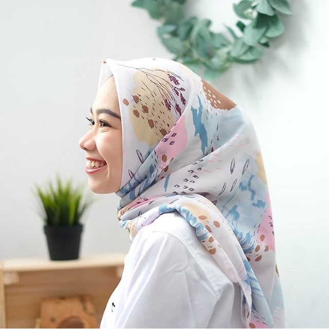 POLLYCOTTON PREMIUM MOTIF