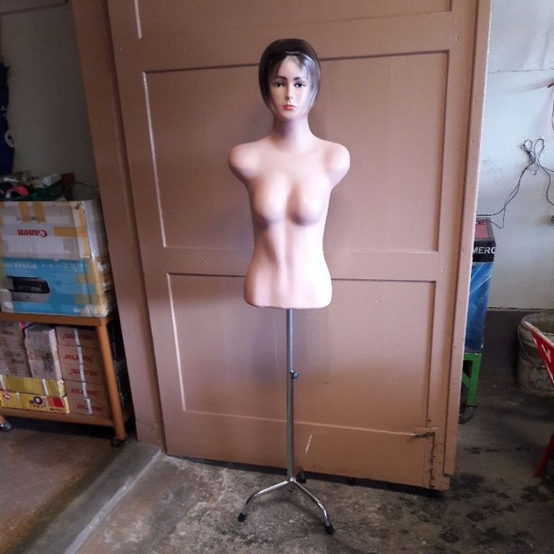 Patung Manekin Cewek + Kaki Besi Patung cewek Manekin Wanita Patung Wanita Manekin Badan Wanita Patu