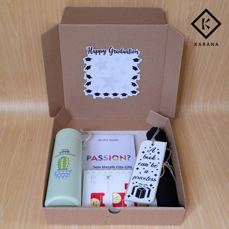 

Book Hampers/Kado Wisuda - Graduation Gift P1