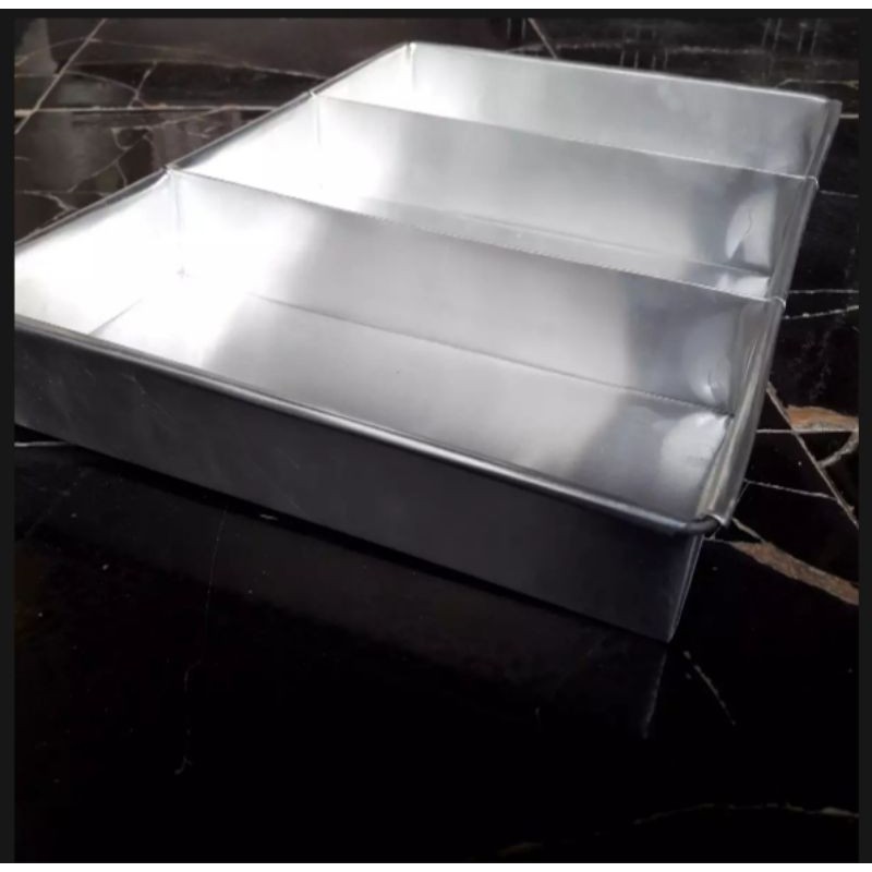 LOYANG LAPIS SURABAYA/LOYANG  SEKAT 3 UKURAN 20X10X4 CM