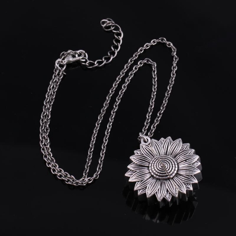 Retro Sunflower Lettering You Are My Sunshine Chain Short Clavicle Chain Necklace Gifts