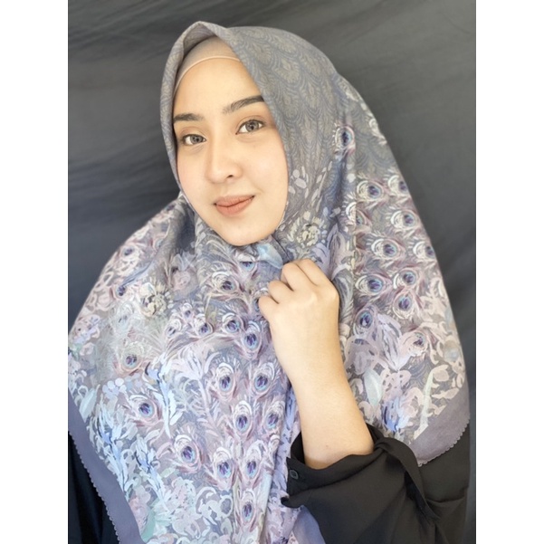 New Buttonscarves Ederra Series "Shadow"