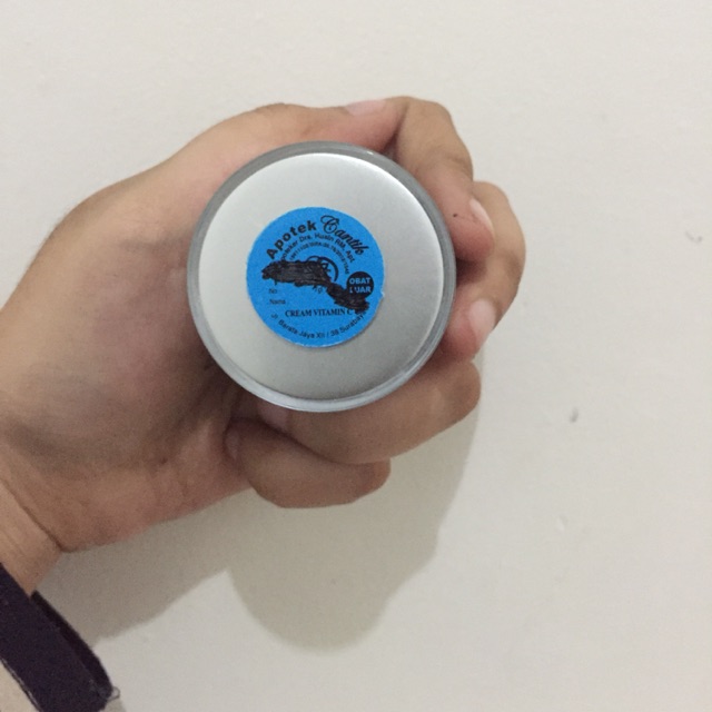 Cream Vitamin C klinik cantik baratajaya surabaya