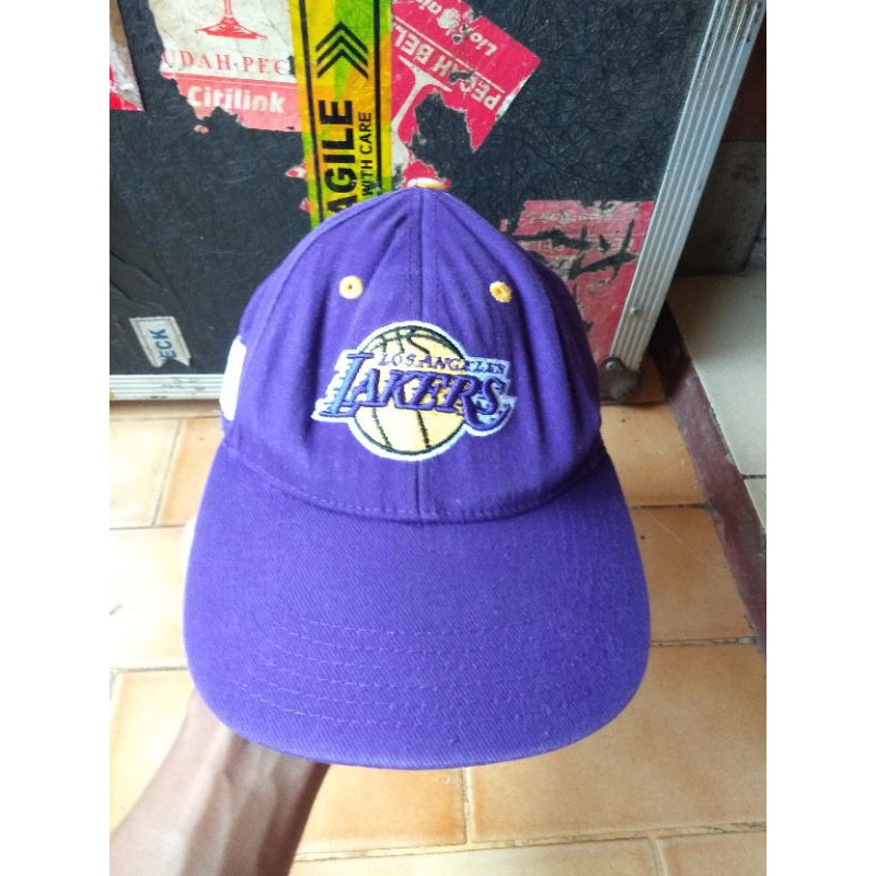 topi baseball los angeles- lakers (second)