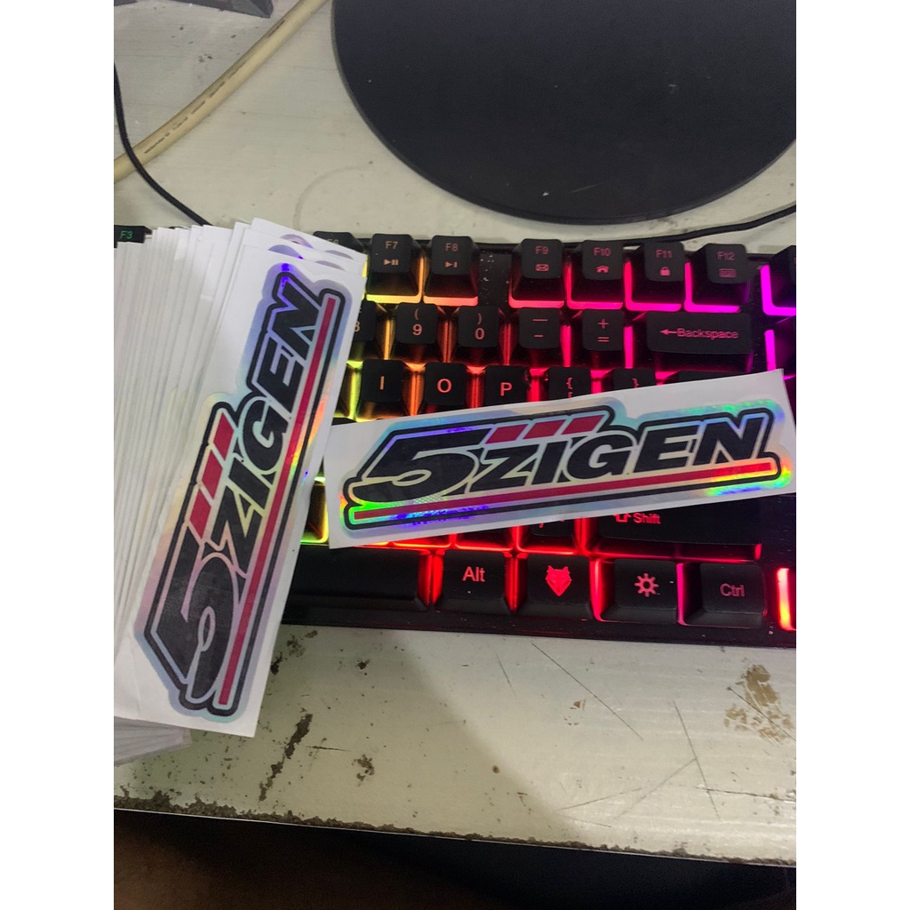 stiker 5zigen hologram princut cutting UV