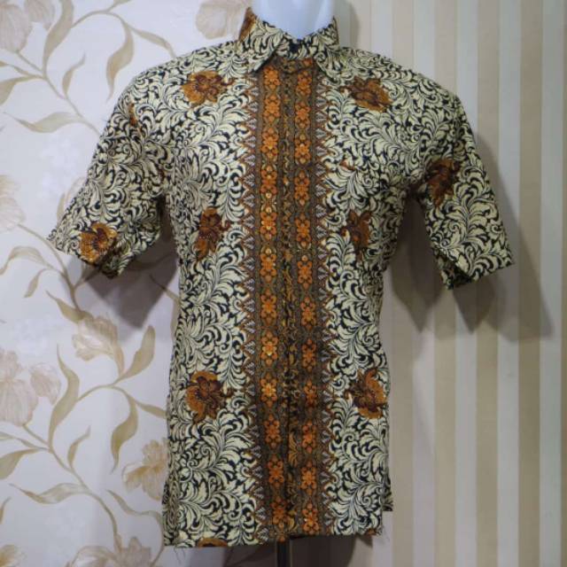 Hem batik / kemeja casual / kemeja formal / kemeja batik murah berkualitas / kemeja kondangan