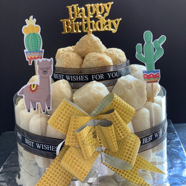 

PEMPEK CAKE (36PCS)
