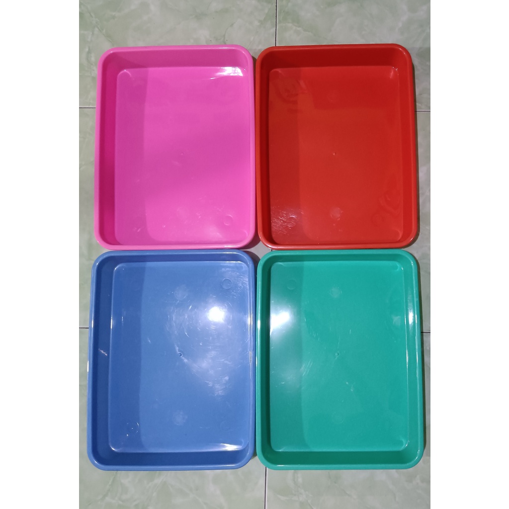 Nampan / Baki Plastik Segi Empat Nomor 4