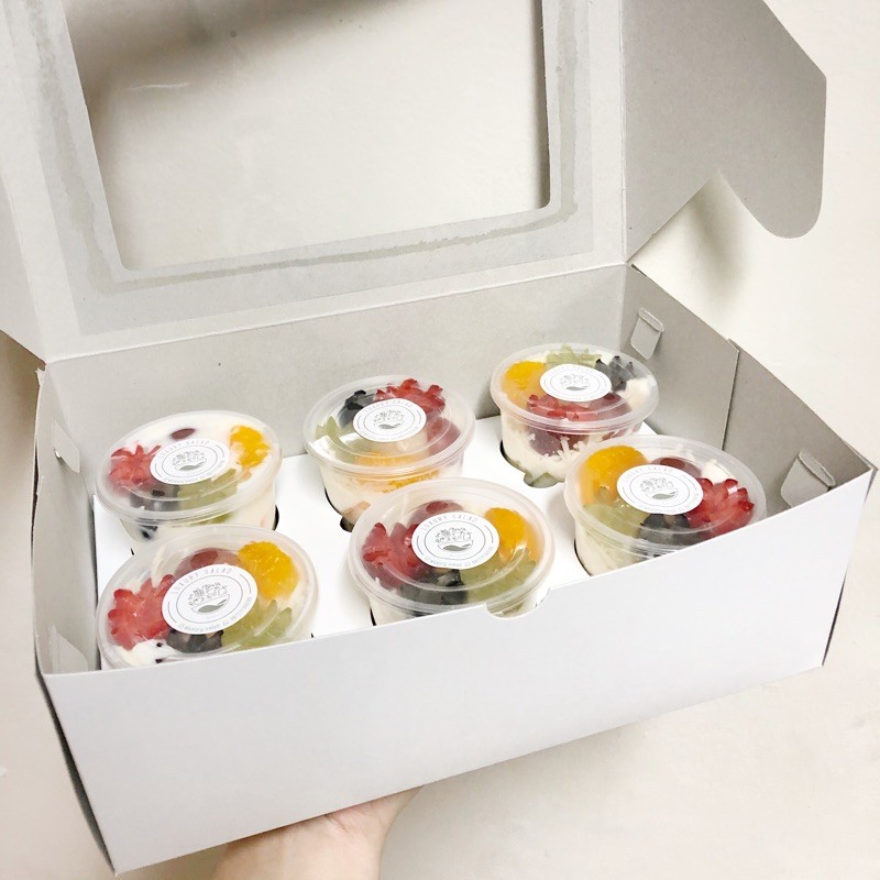 

-1 - Hampers Salad Buah Cup (dengan Box) - kirim kurir GOSEND/GRAB/SHOPEE EXPRESS INSTANT saja