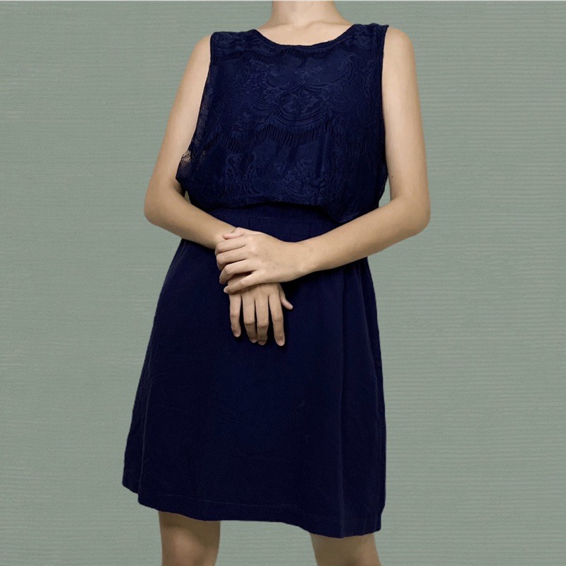 Gaudy - Short Lace Dress (Preloved)