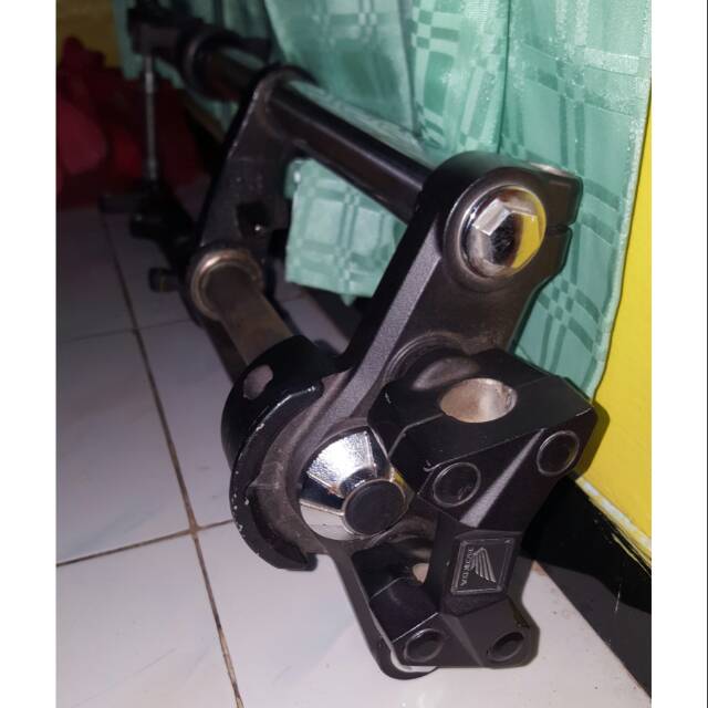 Shock Skok Depan New CB150R Baru NCB CB150 CB 150 R 150R Facelift LED K15G K15 G K 15 G Ori Copotan 