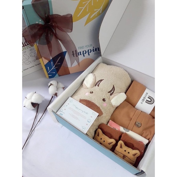 Kado bayi laki laki &amp; perempuan/Gift set lahiran/Hampers bayi murah/Kado baju setelan bayi dan handuk bayi lengkap (Kado bayi baru lahir Libby baby)