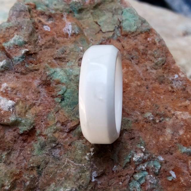 Cincin Giok Salju Aceh Model Minimalis Super