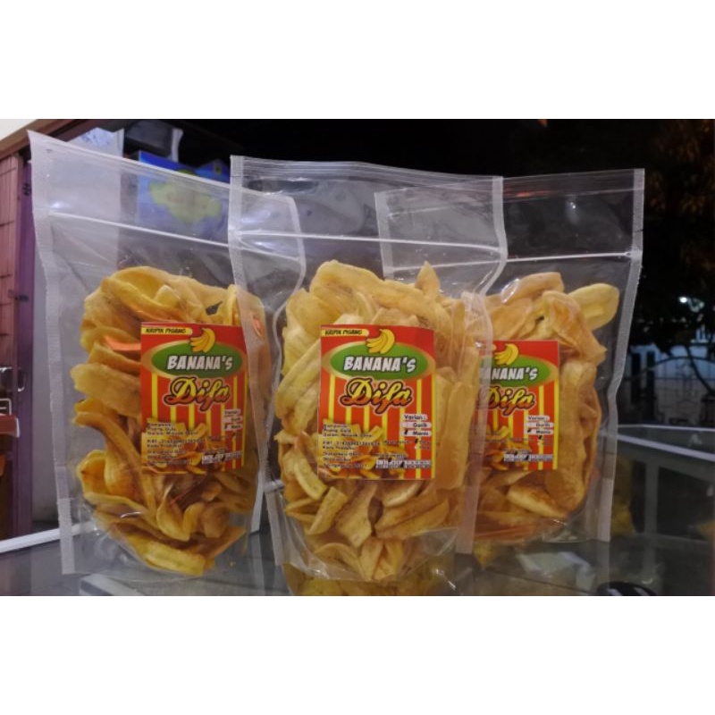 

KERIPIK PISANG DIFA 250 gram Homemade Manis Enak Tanpa Pengawet Kemasan Ziplock Tidak Keras