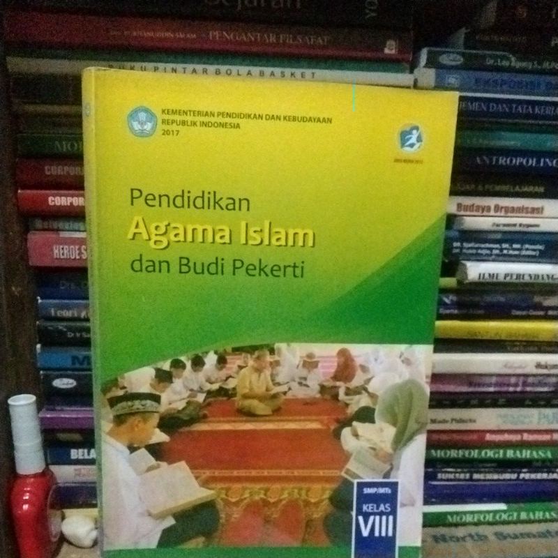 pendidikan agama Islam dan budi pekerti kelas 8