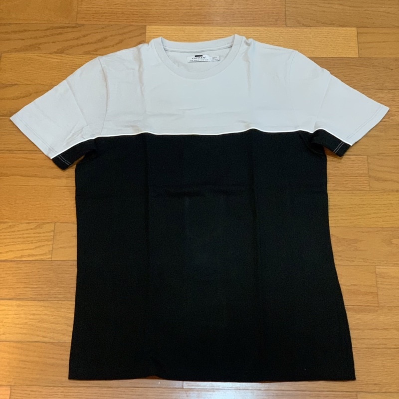 Kaos TOPMAN size M 100% ORIGINAL (Preloved)