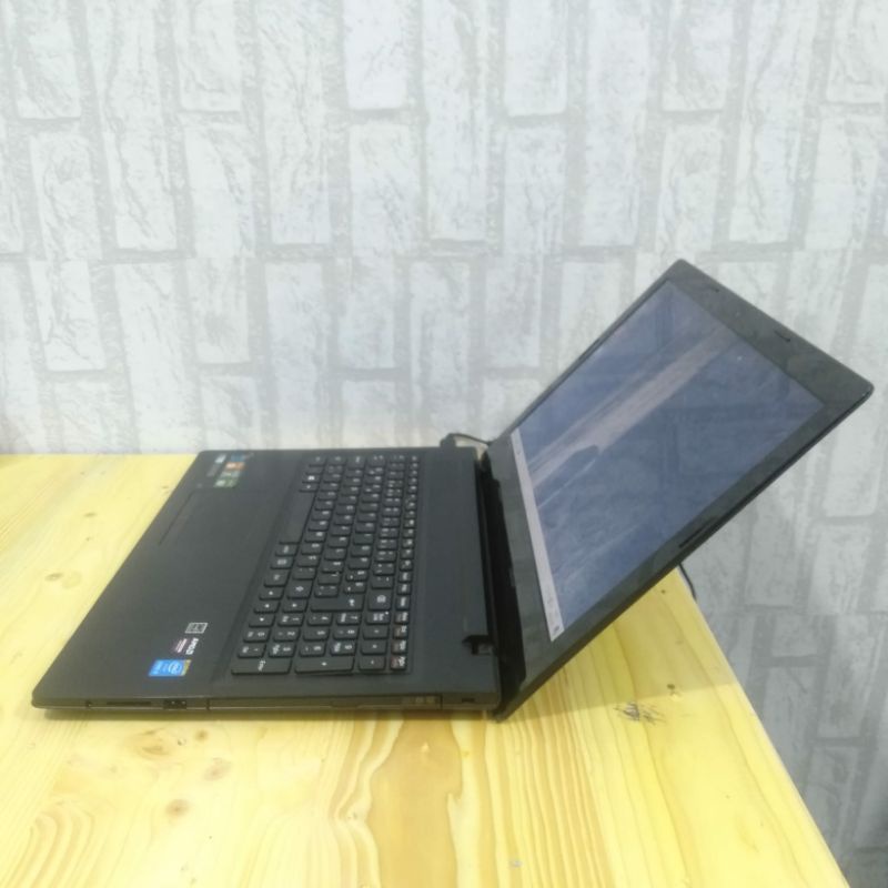 Laptop Lenovo G50-70 Cor i5 Vga Amd Radeon HD 8500M 2GB Ram 4GB SSD 128GB Layar 15 inc Win.10