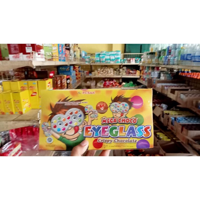 

Mega Choco Eyeglass Permen Cokelat Kacamata Permen Jadul 1 Pack Isi 20 pcs