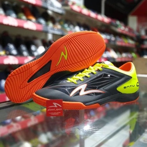 SPECS ACCELERATOR SATU PRO IN GUN METAL