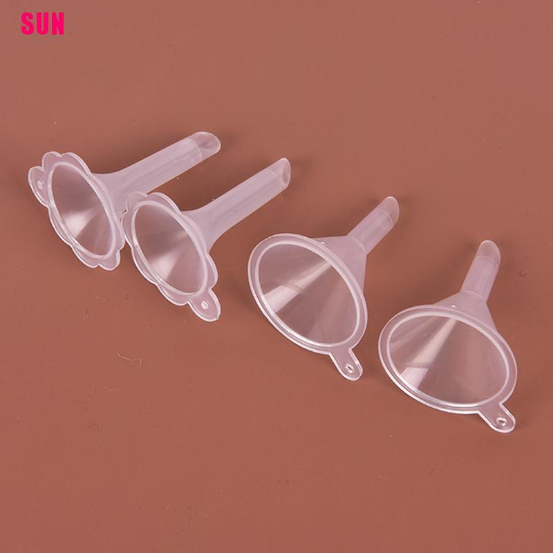 2pcs Corong Mini Bahan Plastik Untuk Botol Parfum / Minyak Cair