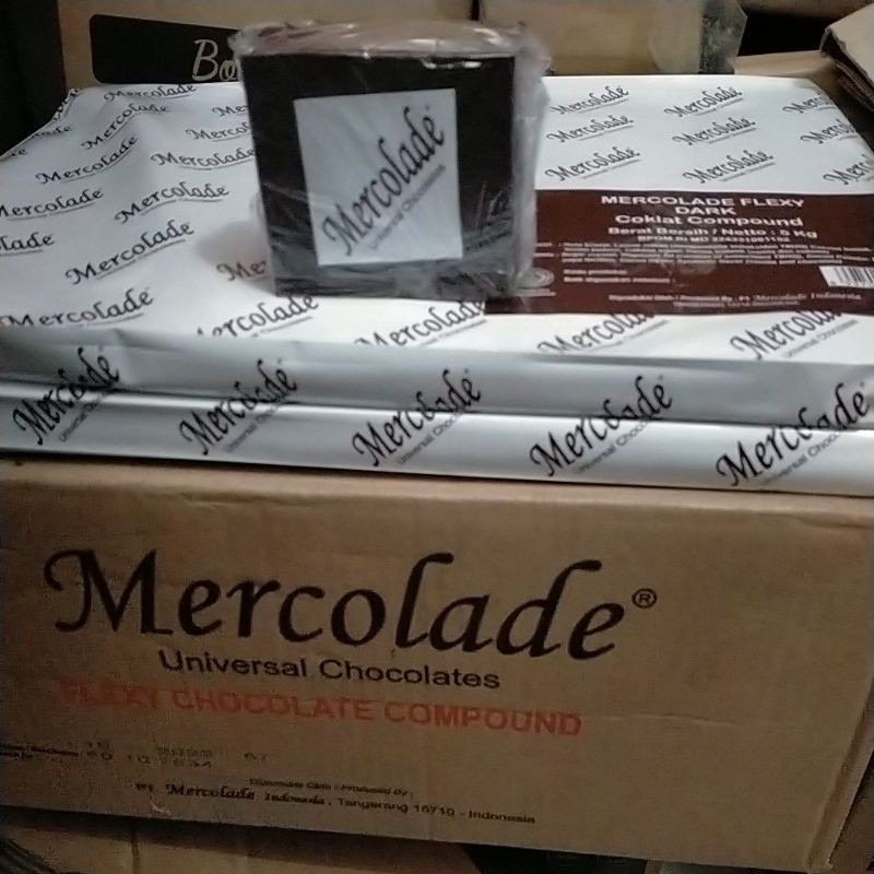 

Dark chocolate/coklat batang Mercolade repack kurang lebih 250gr