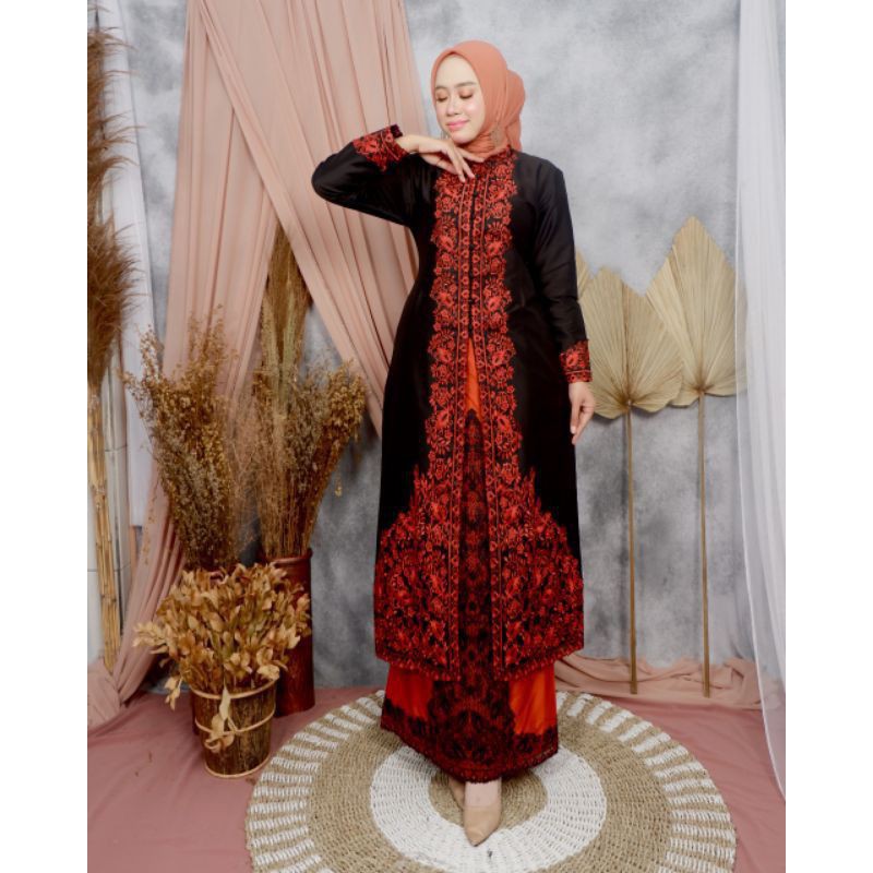 KEBAYA MODERN//SET KEBAYA KINANTI//KEBAYA MODREN//KEBAYA MEWAH//KEBAYA PESTA//BY MEKAR JAYA