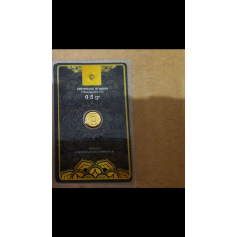 Mini gold 0,5 gram black series