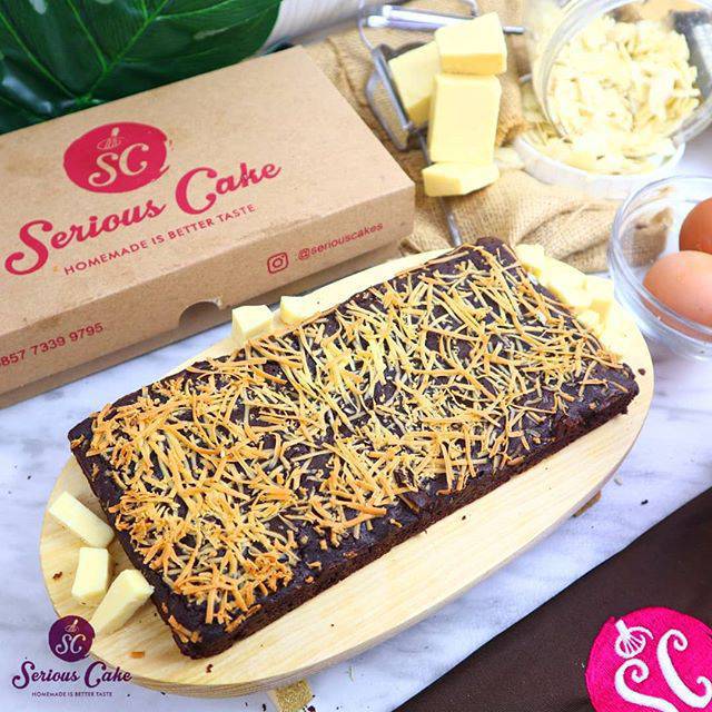 

SERIOUSCAKE Brownies Topping Double Cheese / double keju cheedar