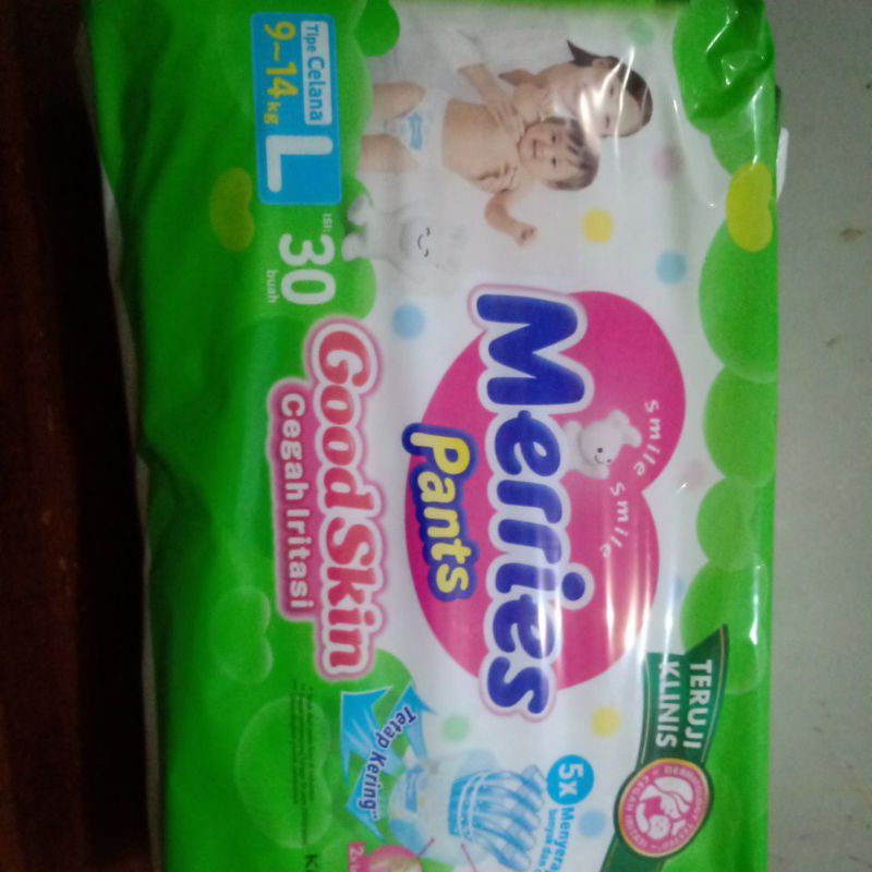 pempers merries pants NB-44,M34,L 30, XL26 dan XXL 26