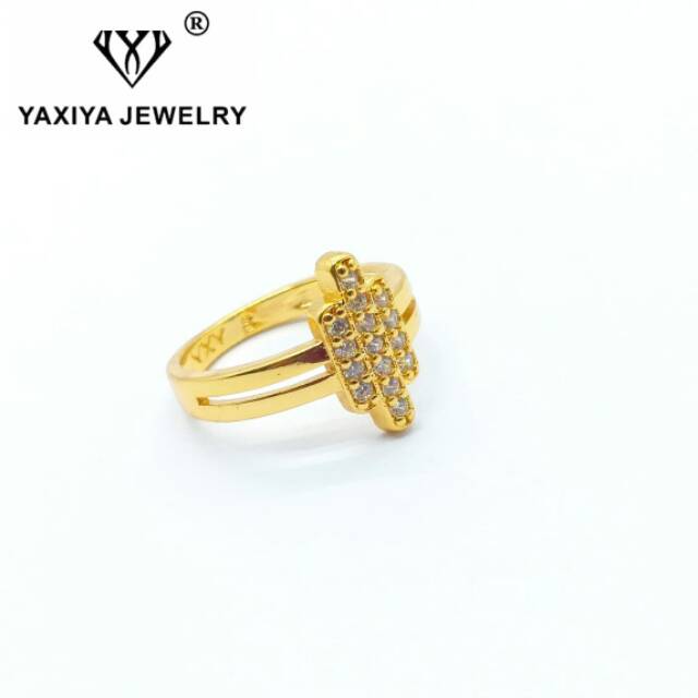 

Cincin Wanita Permata Perhiasan Lapis Emas 18K Yaxiya Jewelry 017