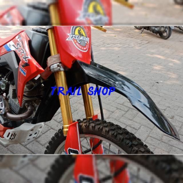 Spakbor depan honda crf 250 merek SRX