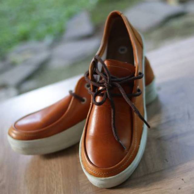 SEPATU TALI SNEAKERS KEDS KETS KULIT SAPI ASLI PULL UP SEPATU TALI SNEAKERS KEDS KETS KULIT SAPI ASLI PULL UP