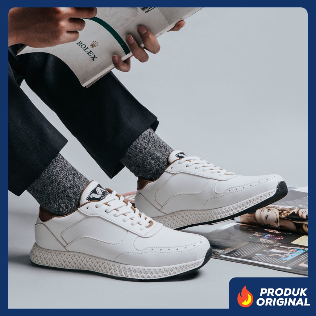 GARRETH WHITE ORIGINAL x LVNATICA Sepatu Sneakers Putih Pria Kets Tali Casual Jalan Santai Hangout Nongkrong Kondangan Kuliah Sporty Distro Fashion Simple Sport Shoes Semi Kulit Premium Skate Footwear Big Size Jumbo Ukuran Besar 44 Keren Terbaru Branded