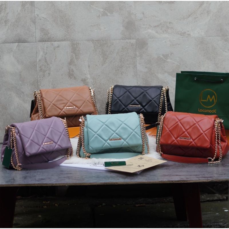 tas slempang rantai locamode original brand 3 ruang