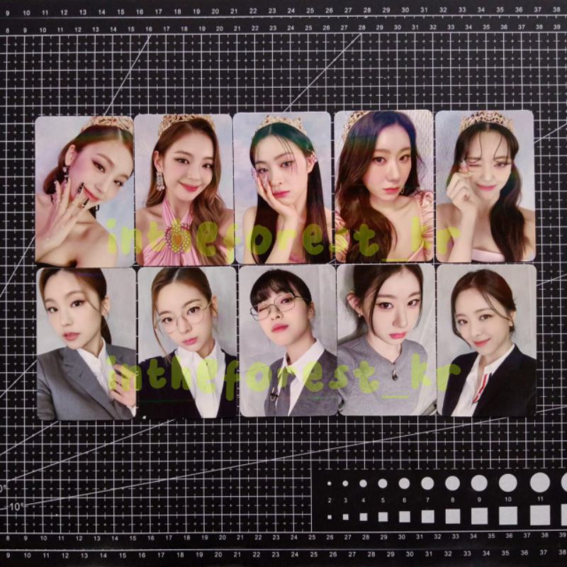 PC / PHOTOCARD ITZY CHECKMATE SNEAKERS BENEFIT SOUNDWAVE (RYUJIN LIA YEJI CHAERYEONG YUNA)