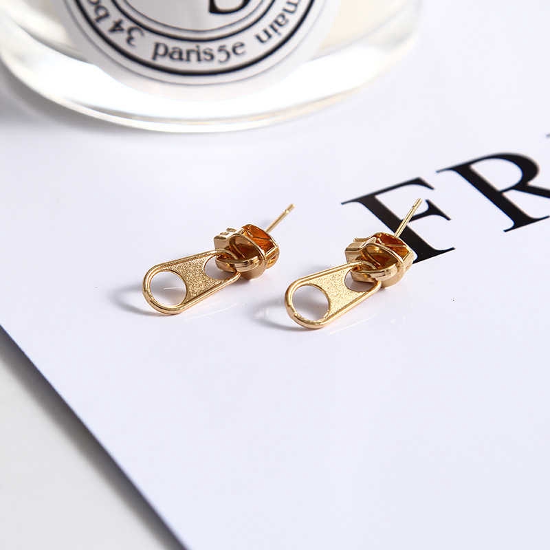 19061Korean version of simple and stylish earrings，Multicolor zipper head creative stud earrings