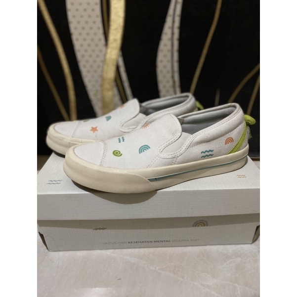 Sage footwear x kita manusia