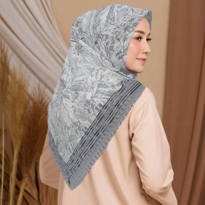 Ultrafine Ferisha Scarf Kerudung Segi Empat Juragan_Jilbab Hijab Murah Hijab Katun Voal Segiempat Mo