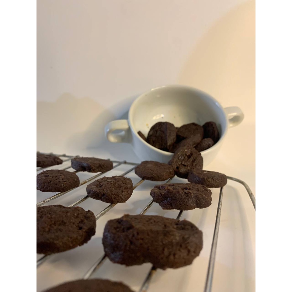 

(MOMOOBITES) Double Choco cookies- kue kering rasa coklat - kue lebaran (300ml)