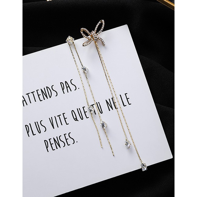 LRC Anting Tusuk Fashion Golden Rhinestone Chain Butterfly Asymmetric Earrings D63781