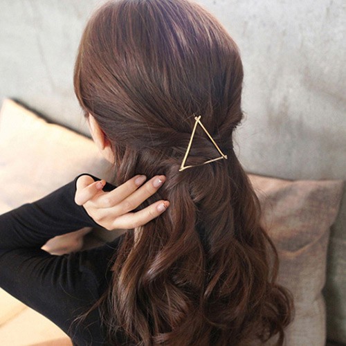 LRC Jepit Rambut Elegant Silver Color Triangle Shape Decorated Hollow Out Design C60854