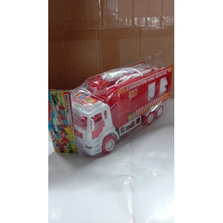 ST 2043 - Mainan Truk Damkar / Pemadam Kebakaran / Fire Engine Truck ST2043