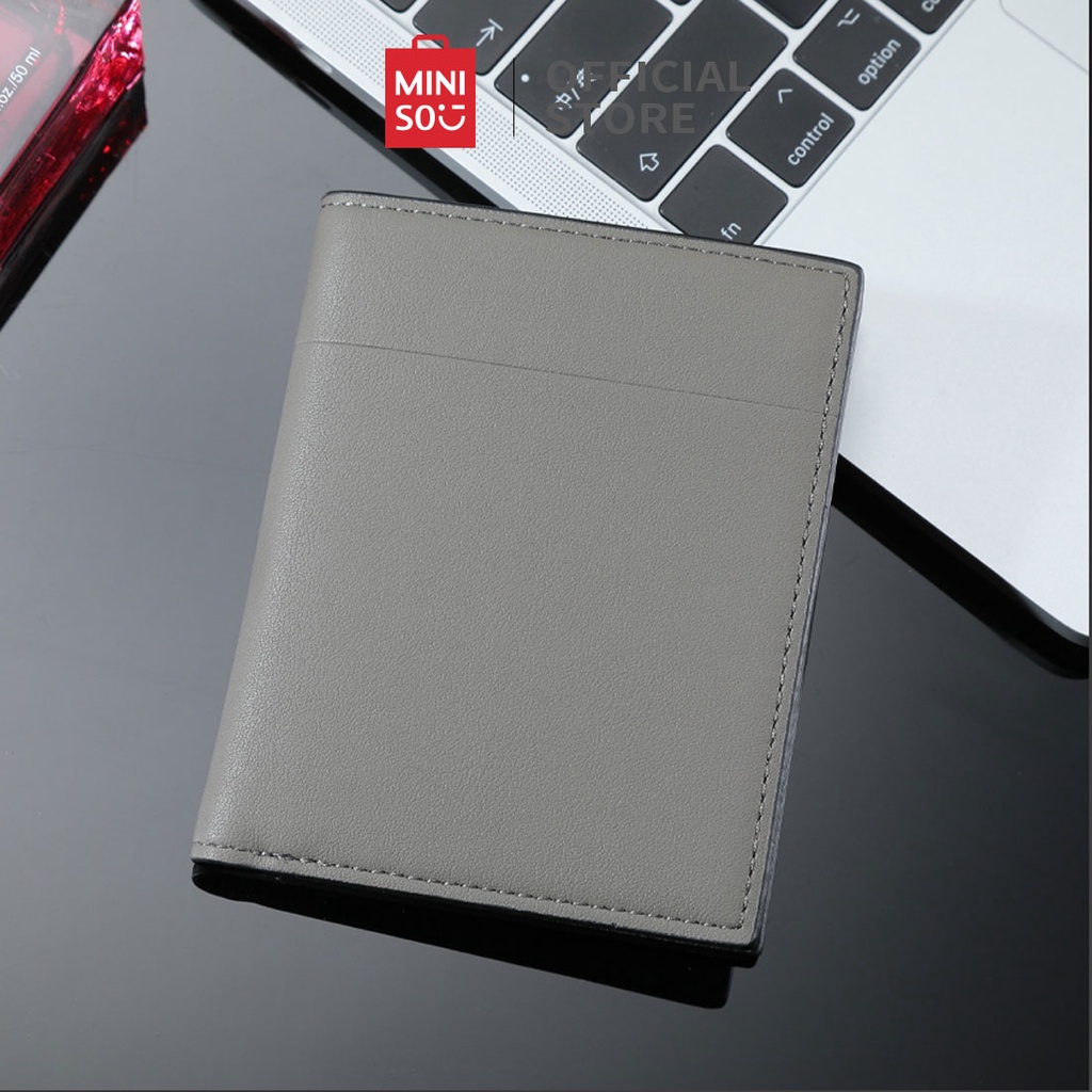 MINISO Official Dompet Pria Cowok Wallet Simple Kasual Bisnis Resmi Formal Dompet Dompet Klasik with Interlayer-Vertical-grey