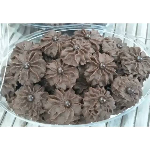 

Kue kering lebaran kue semprit coklat dan kastangel